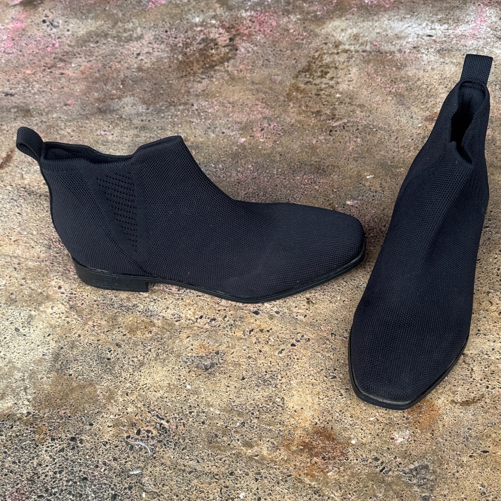 Black Heeled Boots